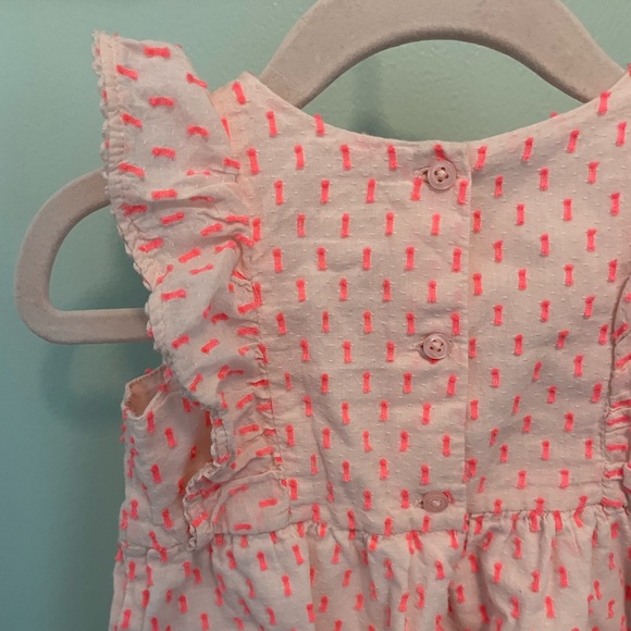 Baby Gap Ruffled Romper - Picture 6 of 7